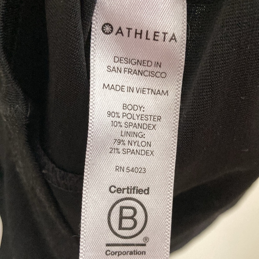 Athleta Pacifica Black Wrap Front Athletic Top Sz M - Picture 9 of 9